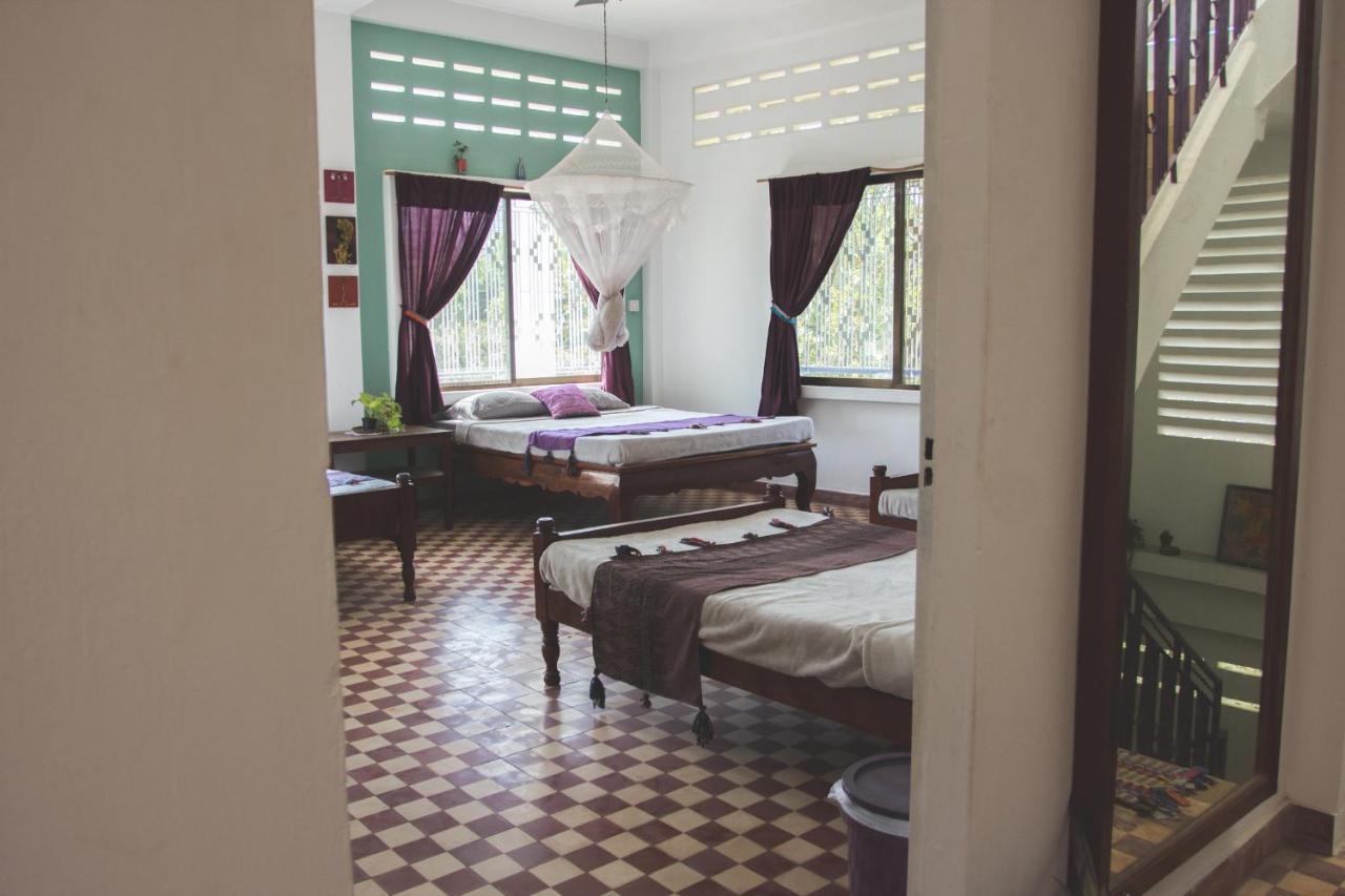The Playground Bed & Breakfast Кампот Екстериор снимка