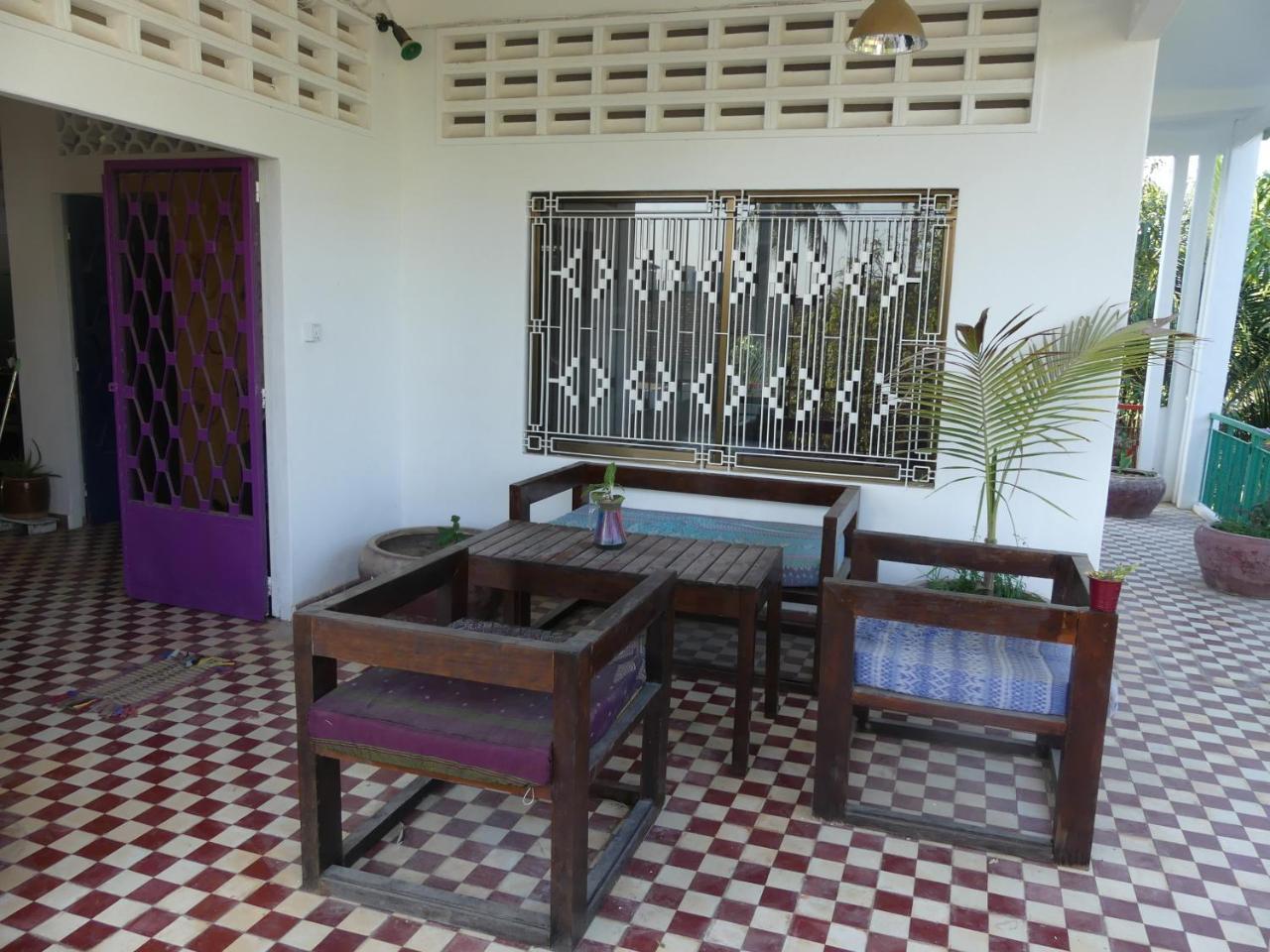 The Playground Bed & Breakfast Кампот Екстериор снимка