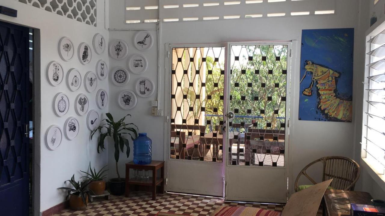 The Playground Bed & Breakfast Кампот Екстериор снимка