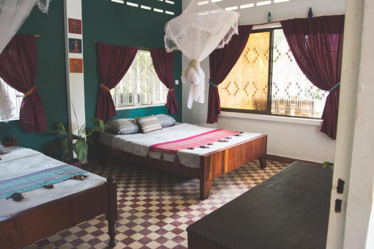 The Playground Bed & Breakfast Кампот Екстериор снимка