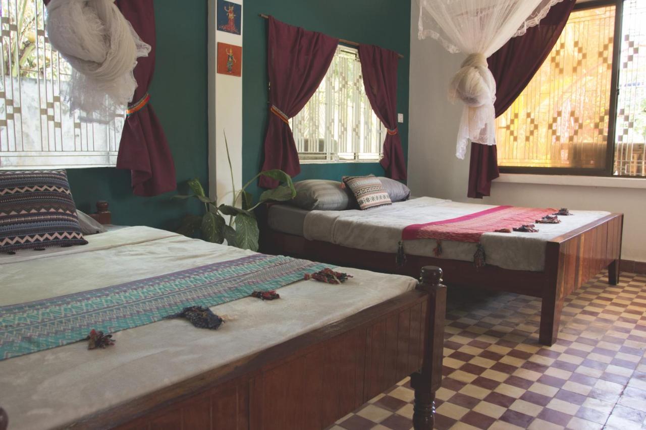 The Playground Bed & Breakfast Кампот Екстериор снимка