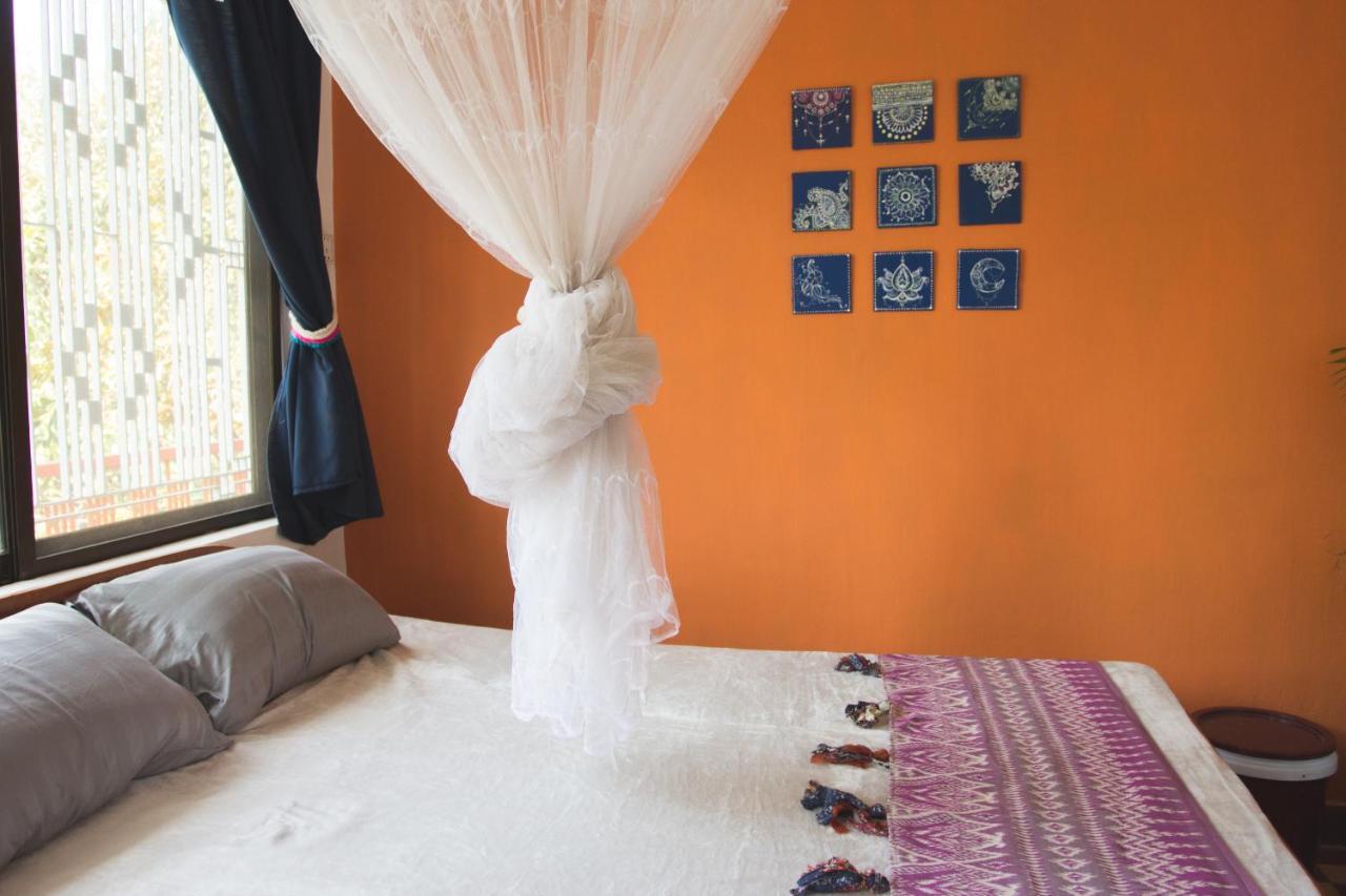 The Playground Bed & Breakfast Кампот Екстериор снимка