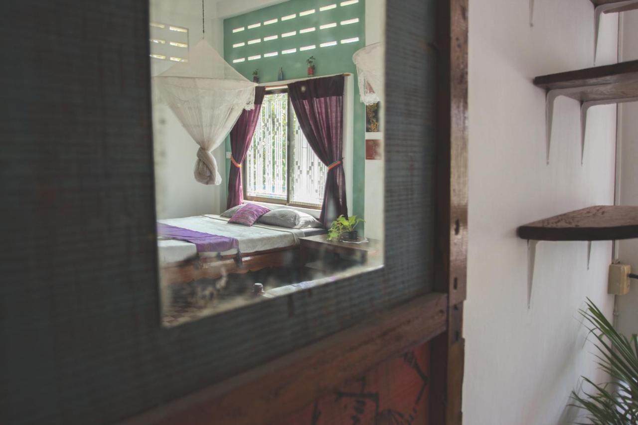 The Playground Bed & Breakfast Кампот Екстериор снимка